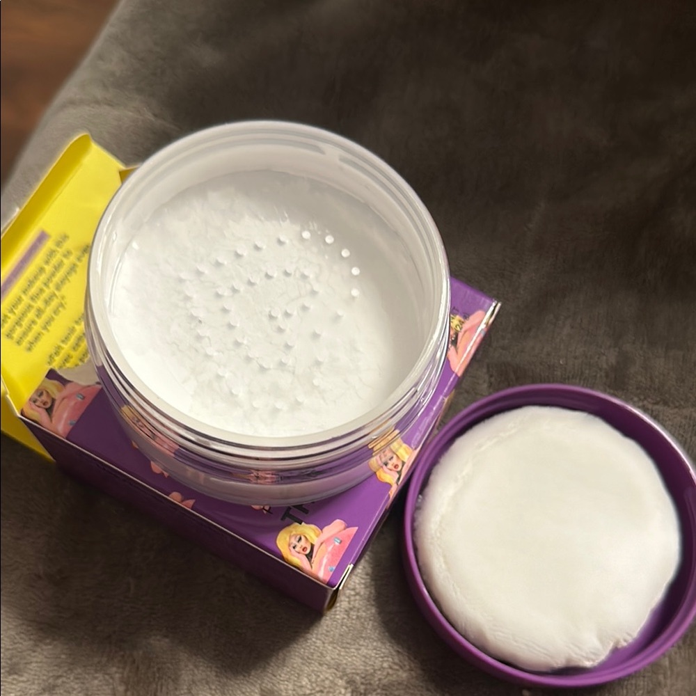 Set & Bake Powder - That White Powder - Picture 6 of 6